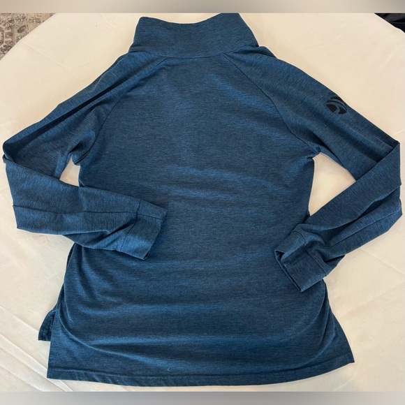 Marine Layer Women’s sport quarter zip - Picture 4 of 5